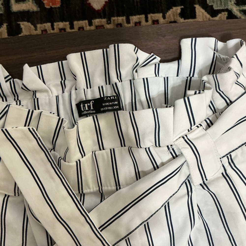 Zara Black and White Ruffle Top